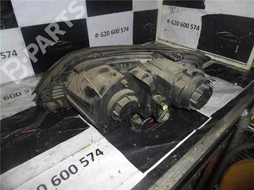 Used Right headlight KIA SORENTO I (JC) 2.5 CRDi (170 hp) 10996017
