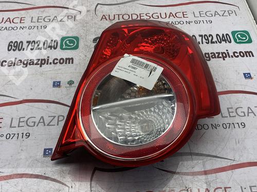 Feu arrière droit CHEVROLET AVEO / KALOS Hatchback (T250, T255) 1.4 (101 hp) 11008536
