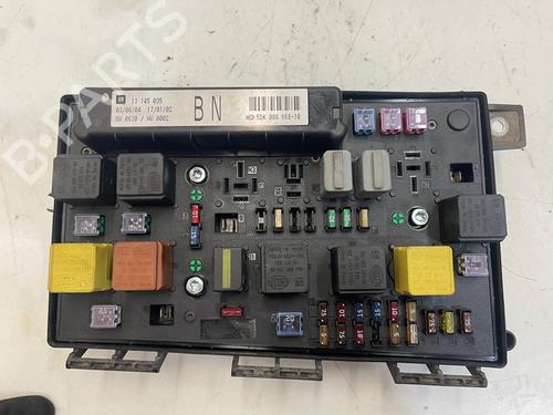 Used Fuse box OPEL ASTRA H (A04) 1.7 CDTI (L48) (80 hp) 20089018