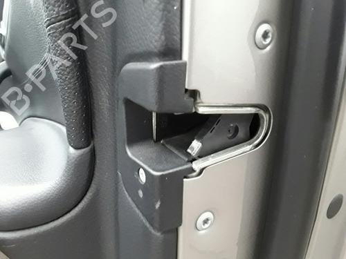 Used Front right lock MERCEDES-BENZ C-CLASS (W203) C 320 CDI (203.020) (224 hp) 31267400