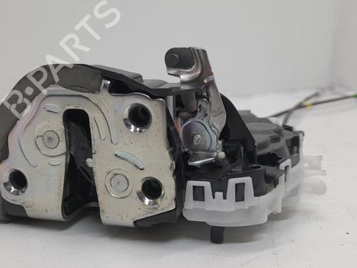 Used Rear right lock TOYOTA YARIS (_P13_) 1.5 Hybrid (NHP130_, NHP130) (101 hp) 11861154
