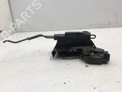 Used Front left lock HYUNDAI TERRACAN (HP) [2001-2008]  25288364
