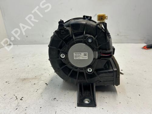 Heater blower motor TOYOTA YARIS (_P13_) 1.5 Hybrid (NHP130_, NHP130) | BP23221868M62 