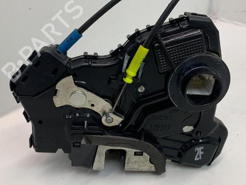 Used Front right lock TOYOTA AURIS (_E15_) [2006-2012]  13384674