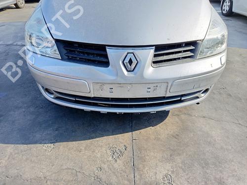 Używane Zderzak przedni RENAULT ESPACE IV (JK0/1_) 2.0 (JK09) (136 hp) 28806644