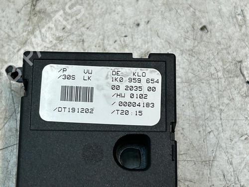 Electronic module VW TOURAN (1T1, 1T2) 1.9 TDI | BP21842423M83 
