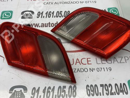 Used Rear center light MERCEDES-BENZ CLK Convertible (A208) CLK 200 (208.435) (136 hp) 11007376