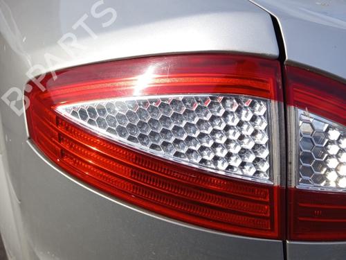 Venstre Baklys FORD MONDEO IV (BA7) [2007-2015]  31356409