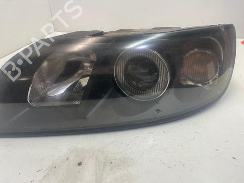 Left headlight VOLVO S40 II (544) 2.0 D (136 hp) 18086834