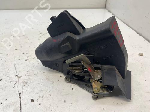 Venstre bagtil lås MERCEDES-BENZ E-CLASS (W210) E 270 CDI (210.016) (170 hp) 30199009