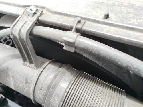 Used Radiator fan MERCEDES-BENZ C-CLASS (W203) [2000-2007]  26602460