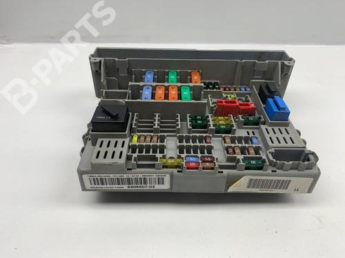 fuse-box-bmw-3-e90-325-i-6906607-2004-2005-2006-2007-2008-2009-2010-2011-2012-11055704 main image