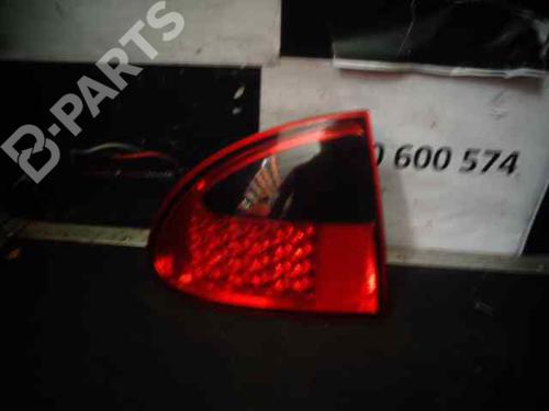 Used Left taillight SEAT LEON (1M1) 1.4 16V (75 hp) 10996831