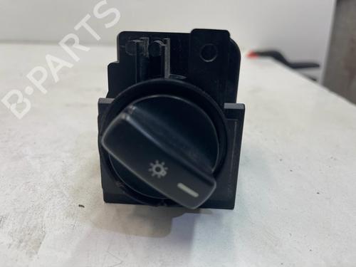Used Headlight switch MERCEDES-BENZ A-CLASS (W169) A 180 (169.032, 169.332) (116 hp) 17464443