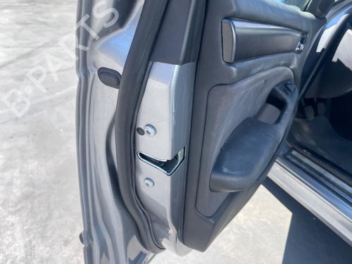 Used Front left lock BMW 3 (E46) 320 d (150 hp) 31584631