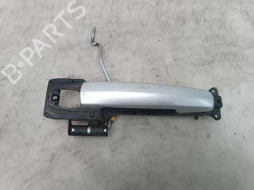 Used Front left exterior door handle SUZUKI GRAND VITARA II (JT, TE, TD) 1.9 DDiS (JB419WD, JB419XD) (129 hp) 21222949
