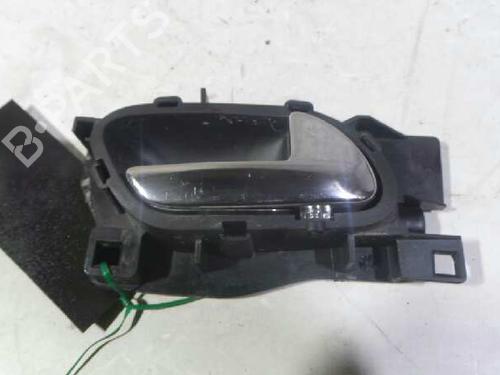 Used Front right interior door handle PEUGEOT 407 (6D_) 2.0 HDi 135 (6DRHRH, 6DRHRE, 6DRHRG, 6DRHRJ) (136 hp) 15271352
