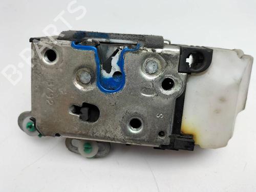 Used Front left lock NISSAN TERRANO II Van (R20) 2.7 TDi 4WD (125 hp) 12626955