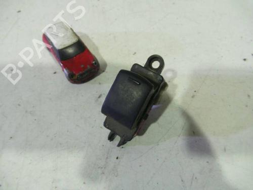Used Right front window switch NISSAN CABSTAR (F24M, F24W) 28.11 DCI, 32.11 DCI, 35.11 DCI 2.5 (F24M) (110 hp) 12621089