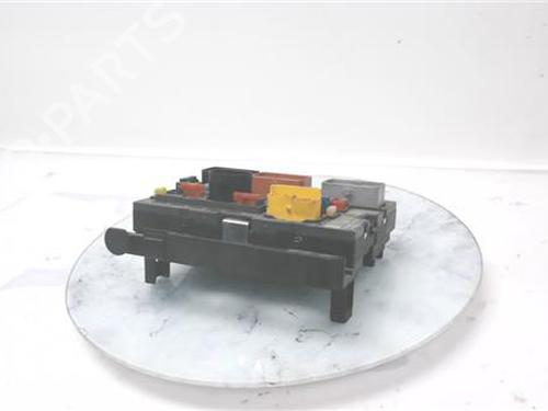 Used Fuse box Fuse box CITROËN C4 I (LC_) 1.6 HDi (90 hp) 33930550 33930550