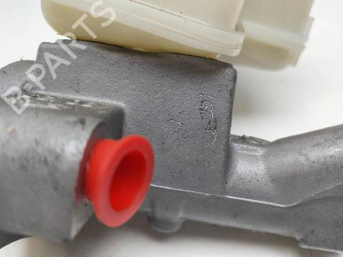 Brake master cylinder MERCEDES-BENZ C-CLASS (W204) C 250 CDI (204.003) | BP12628976M77 