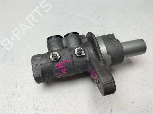 Used Brake master cylinder FIAT PUNTO EVO (199_) 1.3 D Multijet (199AXC1A, 199BXC1A, 199AXT1A, 199BXT1A) (75 hp) 15002066