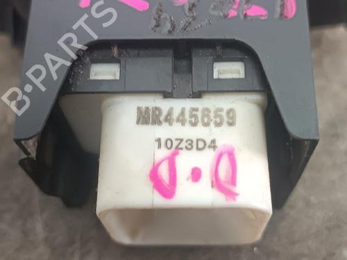 Right front window switch MITSUBISHI PAJERO III (V7_W, V6_W) 3.2 Di-D (V68W) | BP23104111I26 