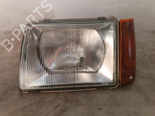 Used Right headlight SEAT TERRA Estate Van (024A) 0.9 (40 hp) 24549191