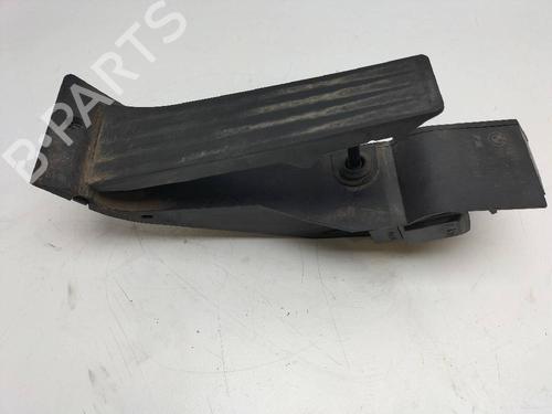 Used Pedal BMW 7 (E65, E66, E67) 730 d (218 hp) 12629192