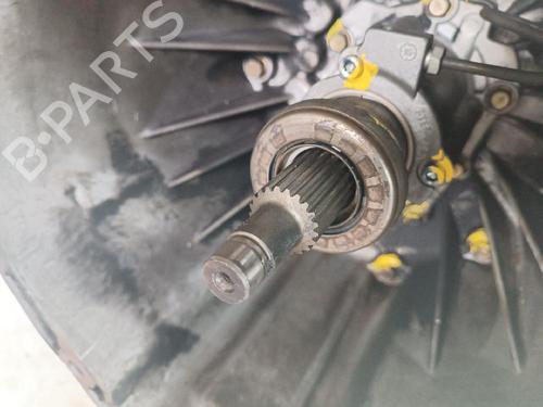 Gearbox SUZUKI GRAND VITARA II (JT, TE, TD) 1.9 DDiS (JB419WD, JB419XD) | BP24494512M3 