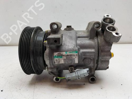 Used AC compressor RENAULT CLIO III Hatchback Van (SB_, SR_) 1.5 dCi (86 hp) 12630799