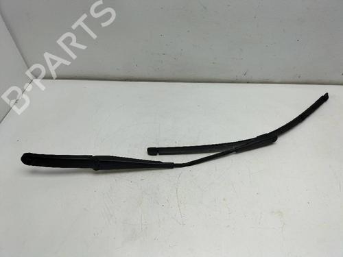 Used Front windshield wiper arm AUDI TT (8J3) 2.0 TFSI (200 hp) 12630379