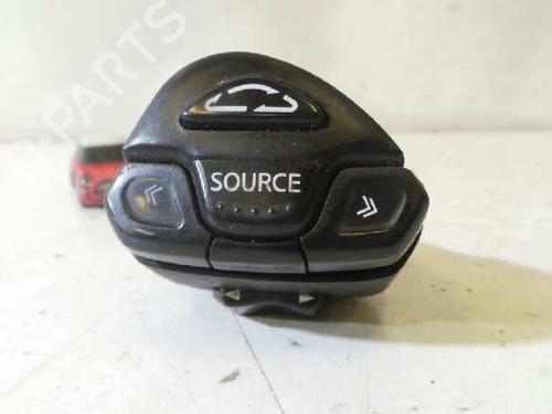 Used Switch NISSAN X-TRAIL I (T30) [2001-2013]  12905800