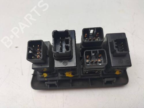 Switch HYUNDAI SANTA FÉ II (CM) 2.2 CRDi GLS | BP15128907I30 