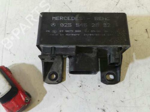 Used Electronic module MERCEDES-BENZ SPRINTER 3-t Platform/Chassis (B906) 214 CDI (906.111, 906.113, 906.211, 906.213) (143 hp) 18505712