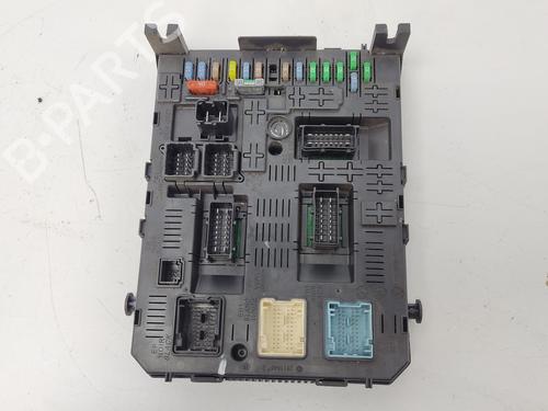 Used Fuse box Fuse box PEUGEOT 407 SW (6E_, 6D_) 2.0 HDi 135 (136 hp) 15897963 15897963