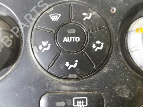 Climate control SUZUKI GRAND VITARA II (JT, TE, TD) 1.9 DDiS All-wheel Drive (JT419, TD44, JB419WD, JB419XD,... | BP12618289I5 