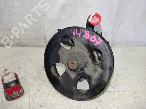 Used Steering pump HYUNDAI ELANTRA III Saloon (XD) 2.0 CRDi (113 hp) 12621015