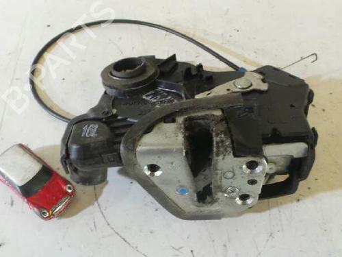 Used Front left lock TOYOTA AVENSIS (_T25_) 2.0 D-4D (ADT250_, ADT250R) (126 hp) 12619156