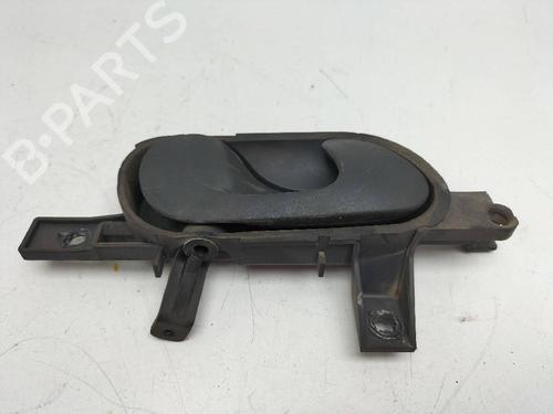 Used Front left interior door handle PEUGEOT EXPERT (224_) 2.0 HDi (94 hp) 15271308