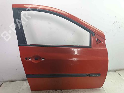 Used Right front door RENAULT CLIO III (BR0/1, CR0/1) 1.5 dCi (BR17, CR17) (86 hp) 18027035