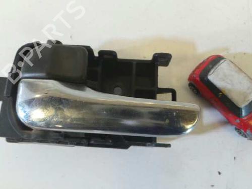 Used Rear left interior door handle NISSAN X-TRAIL I (T30) 2.2 DCi FWD (114 hp) 15270948