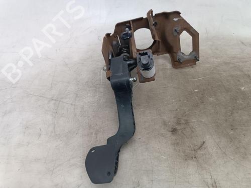 Used Clutch pedal CITROËN C4 CACTUS 1.5 BlueHDi 100 (102 hp) 18603483