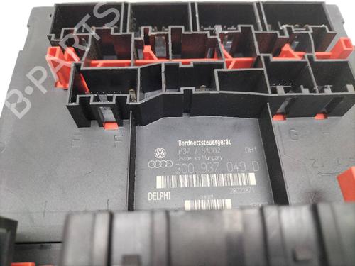 Fuse box SEAT LEON (1P1) 1.9 TDI | BP12627578E1