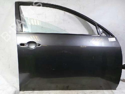 Used Right front door NISSAN PRIMERA (P11) [1996-2001]  12609038