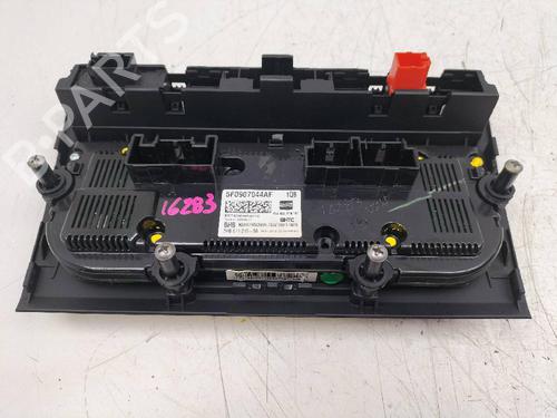 Climate control SEAT LEON (5F1)  | BP13581677I5 