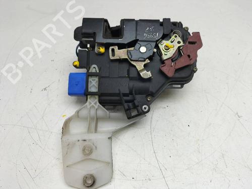 Used Front left lock VW TOURAN (1T1, 1T2) 1.9 TDI (100 hp) 12629890