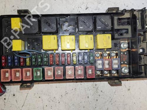 Used Fuse box LAND ROVER DISCOVERY II (L318) 2.5 Td5 4x4 (139 hp) 12625587
