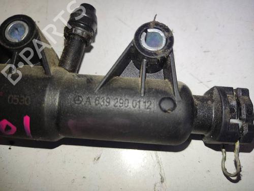 Clutch slave cylinder MERCEDES-BENZ VITO / MIXTO Van (W639) 111 CDI (639.601, 639.603) | BP14242563M113 