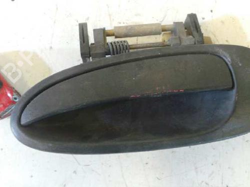 Used Rear left exterior door handle TOYOTA AVENSIS Liftback (_T22_) 1.6 i (AT220_, AT220R) (110 hp) 12619030